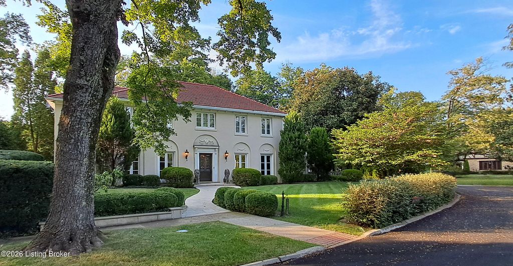 2328 Village Dr, Louisville, KY 40205