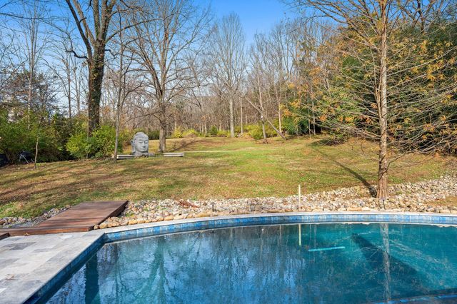 1002 Old Hickory Blvd, Brentwood, TN 37027