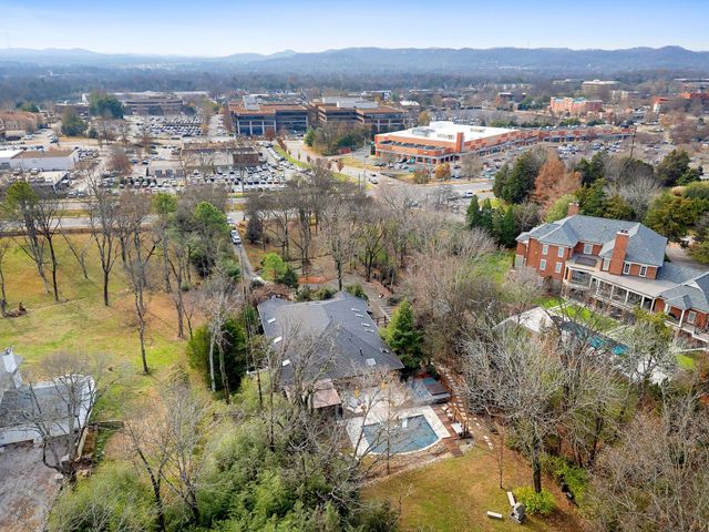 1002 Old Hickory Blvd, Brentwood, TN 37027