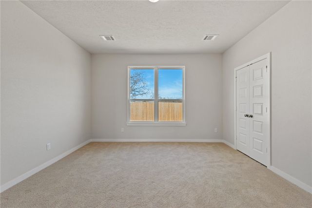 5665 Fox Bluff Drive, Bryan, TX 77807