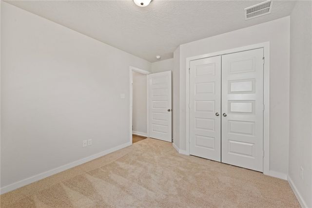 5665 Fox Bluff Drive, Bryan, TX 77807