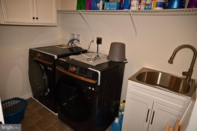 30 ANDREA LN, Gilbertsville, PA 19525