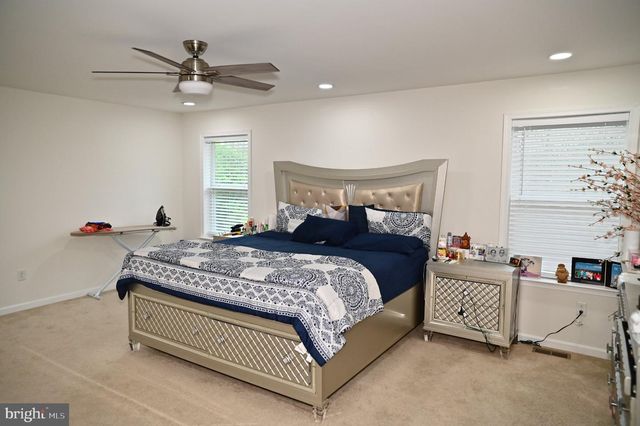 30 ANDREA LN, Gilbertsville, PA 19525