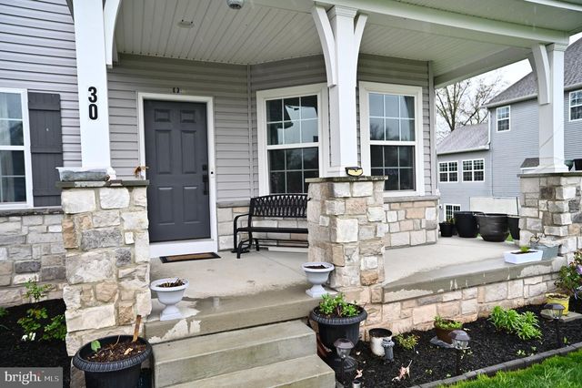 30 ANDREA LN, Gilbertsville, PA 19525