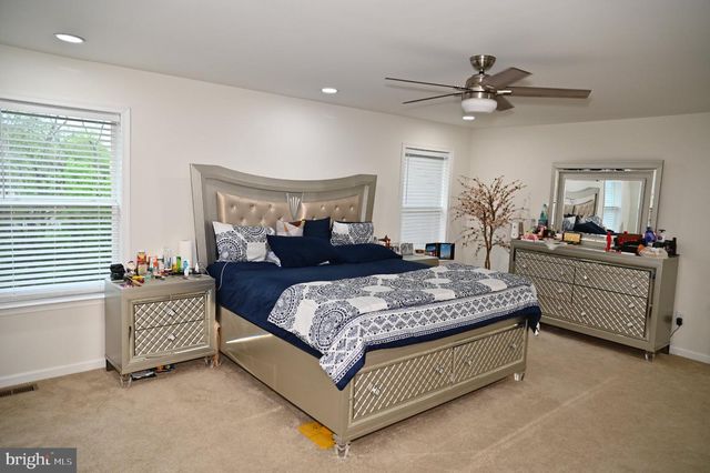 30 ANDREA LN, Gilbertsville, PA 19525