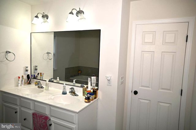 30 ANDREA LN, Gilbertsville, PA 19525