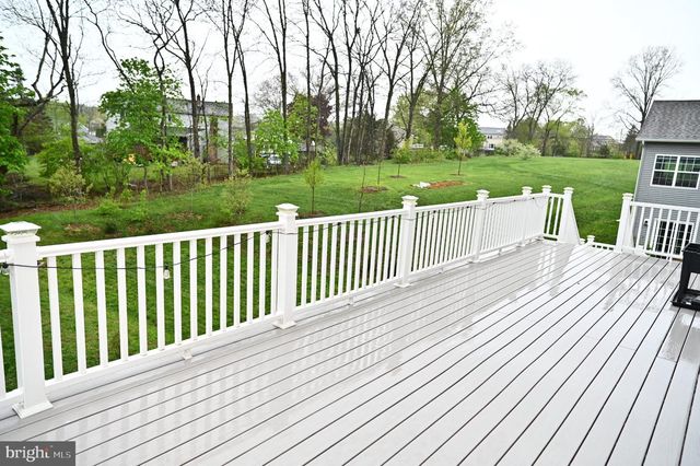 30 ANDREA LN, Gilbertsville, PA 19525
