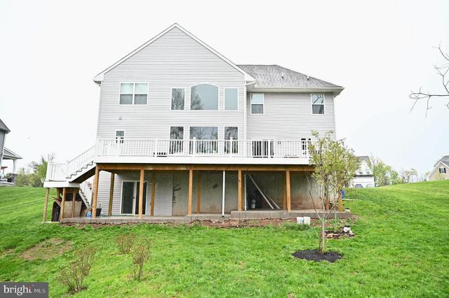 30 ANDREA LN, Gilbertsville, PA 19525