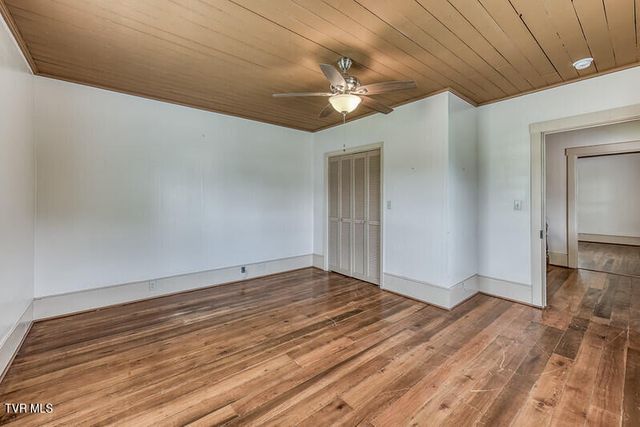 216 Main Street, Roan Mountain, TN 37687