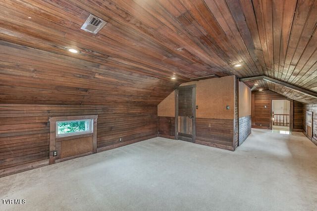 216 Main Street, Roan Mountain, TN 37687