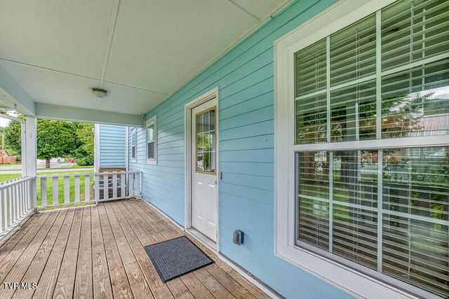 216 Main Street, Roan Mountain, TN 37687