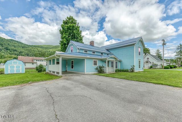 216 Main Street, Roan Mountain, TN 37687
