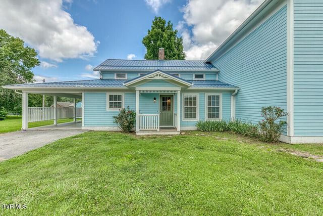 216 Main Street, Roan Mountain, TN 37687
