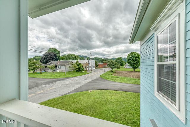 216 Main Street, Roan Mountain, TN 37687