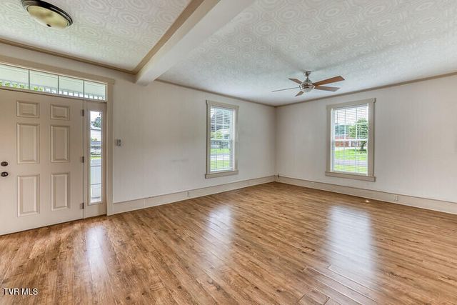 216 Main Street, Roan Mountain, TN 37687