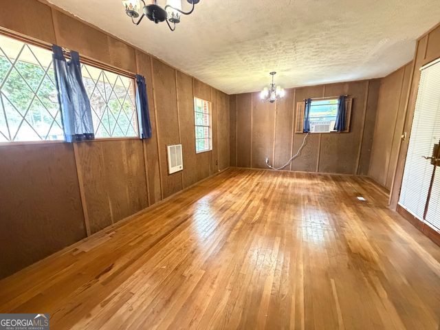 1054 College Station Road, Athens, GA 30605
