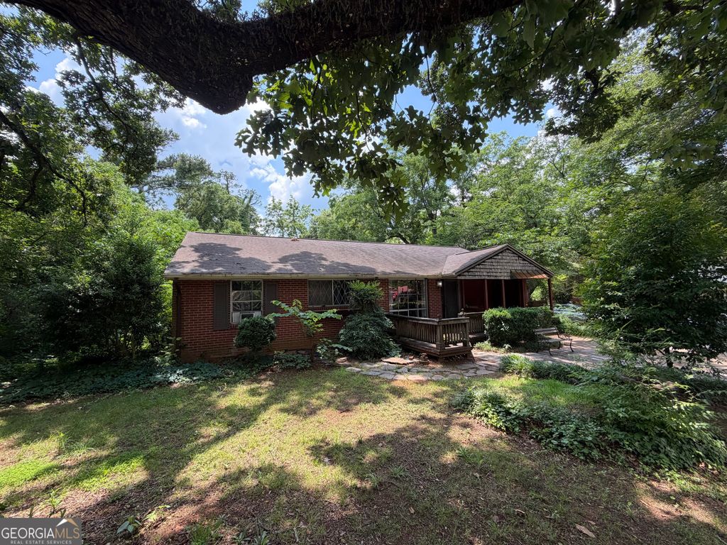 1054 College Station Road, Athens, GA 30605