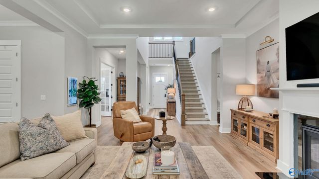 219 Applewood Court, Huntsville, AL 35811