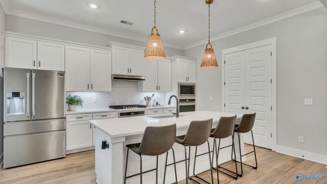 219 Applewood Court, Huntsville, AL 35811