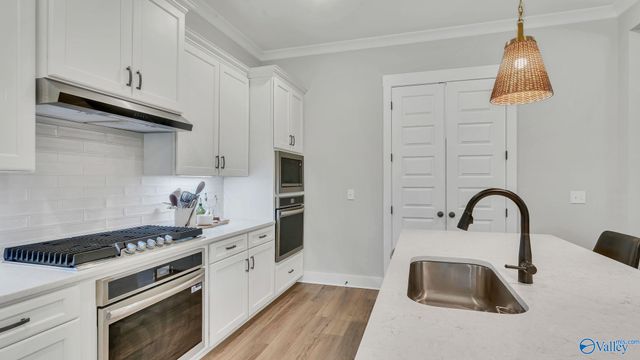 219 Applewood Court, Huntsville, AL 35811