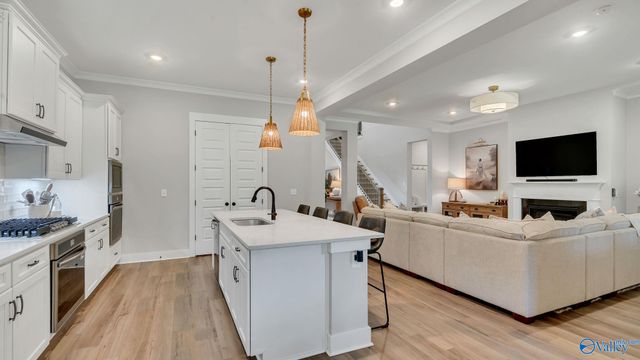 219 Applewood Court, Huntsville, AL 35811