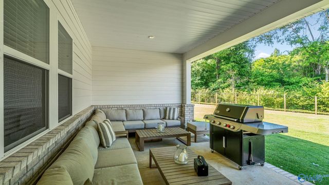 219 Applewood Court, Huntsville, AL 35811