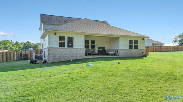 219 Applewood Court, Huntsville, AL 35811