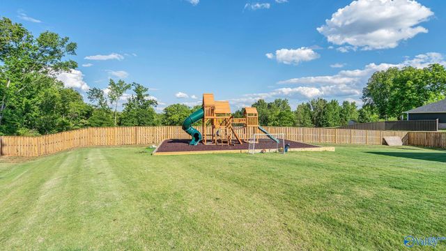 219 Applewood Court, Huntsville, AL 35811