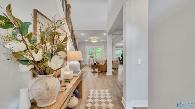 219 Applewood Court, Huntsville, AL 35811
