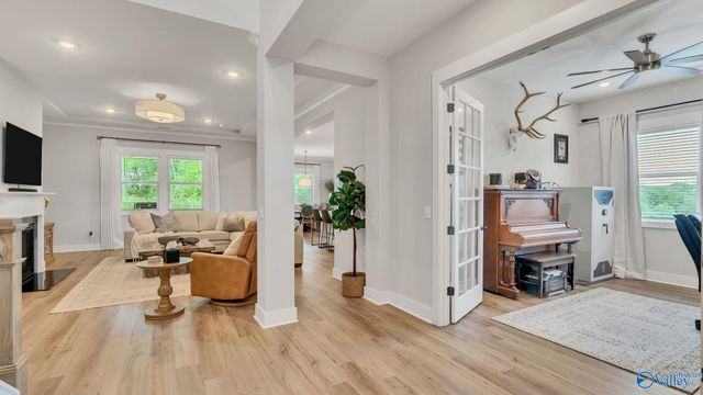 219 Applewood Court, Huntsville, AL 35811