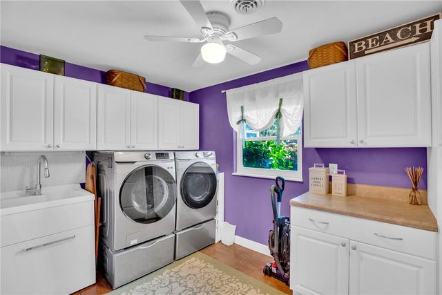 935 Tulip Lane, Vero Beach, FL 32963