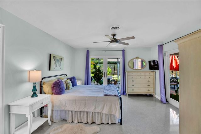 935 Tulip Lane, Vero Beach, FL 32963