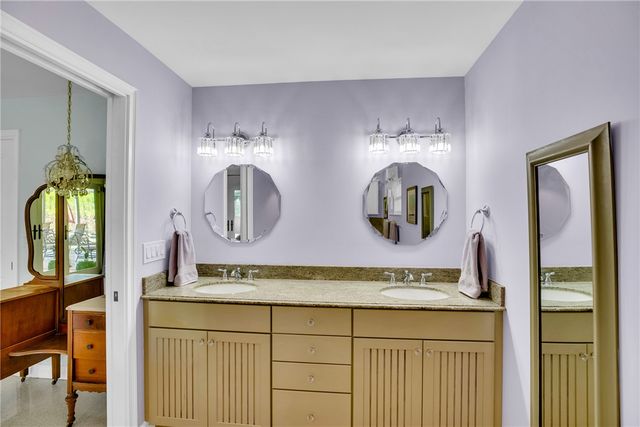 935 Tulip Lane, Vero Beach, FL 32963