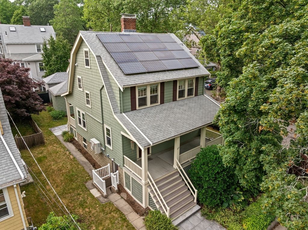 215 Highland Avenue, Arlington, MA 02476