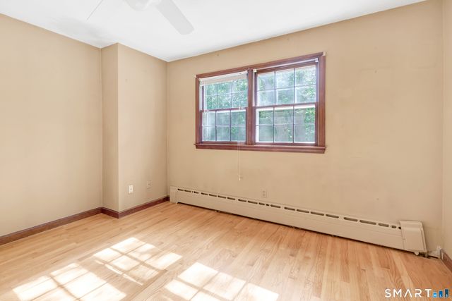 10 Philip Drive, Shelton, CT 06484