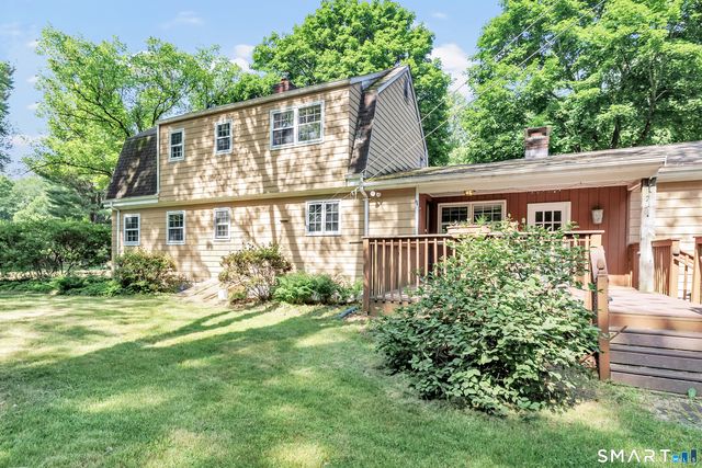 10 Philip Drive, Shelton, CT 06484