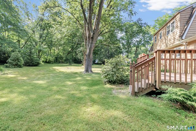 10 Philip Drive, Shelton, CT 06484