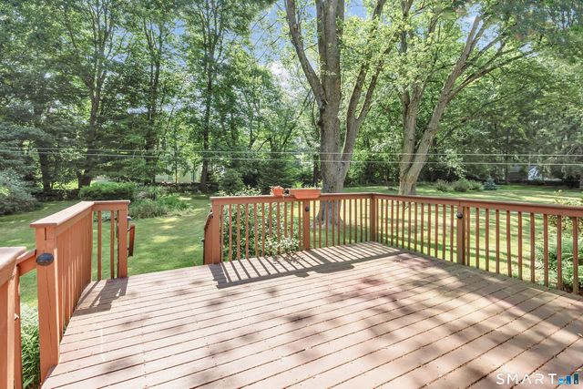 10 Philip Drive, Shelton, CT 06484
