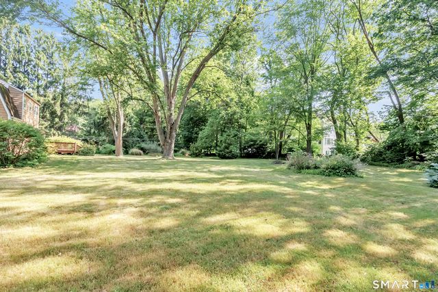 10 Philip Drive, Shelton, CT 06484