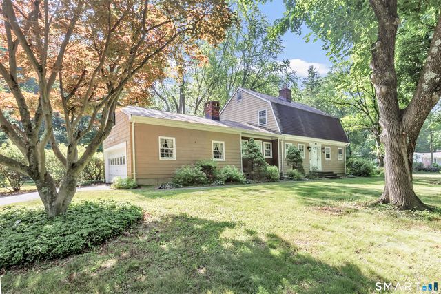 10 Philip Drive, Shelton, CT 06484