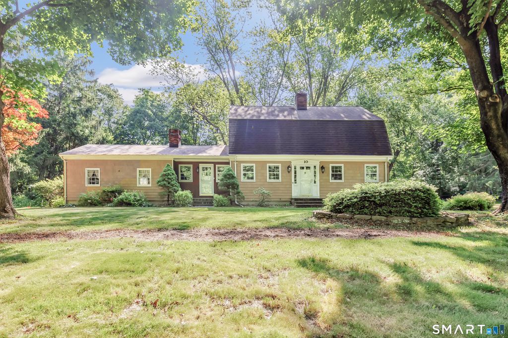 10 Philip Drive, Shelton, CT 06484