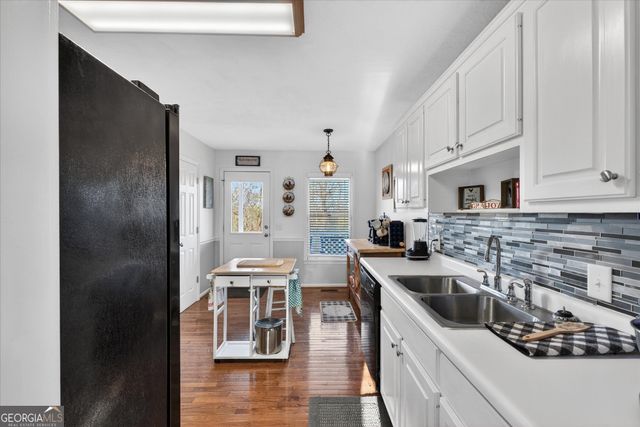 1982 Moccasin Gap Road, Lula, GA 30554