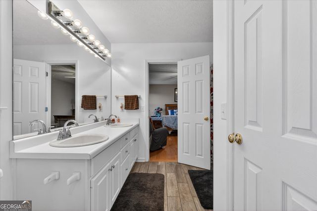 1982 Moccasin Gap Road, Lula, GA 30554