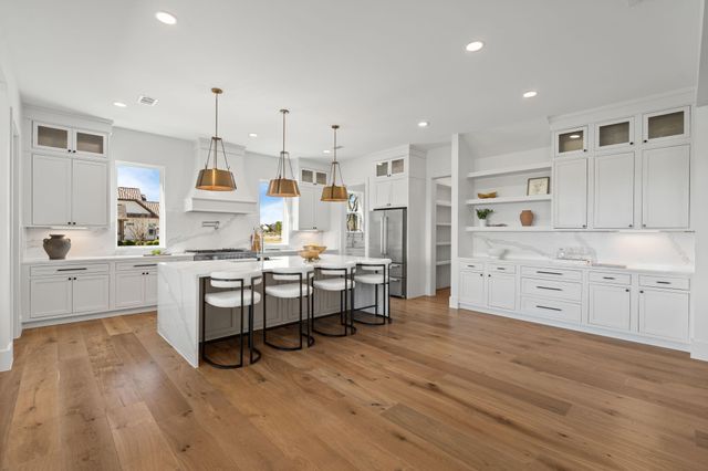 11585 Grandview Drive, Montgomery, TX 77356
