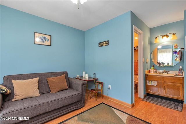 73 Malibu Drive, Eatontown, NJ 07724
