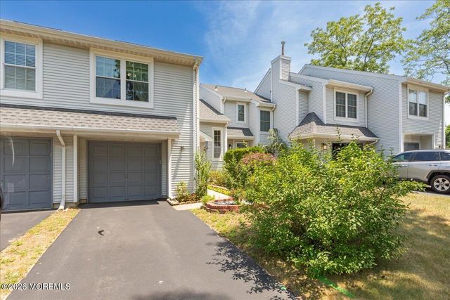 73 Malibu Drive, Eatontown, NJ 07724
