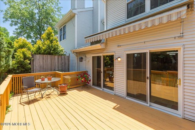 73 Malibu Drive, Eatontown, NJ 07724