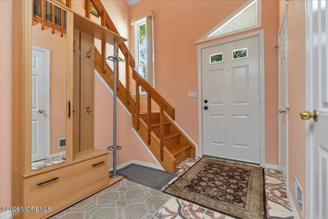 73 Malibu Drive, Eatontown, NJ 07724