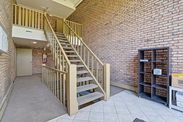 7413 Brookdale Drive 212, Darien, IL 60561