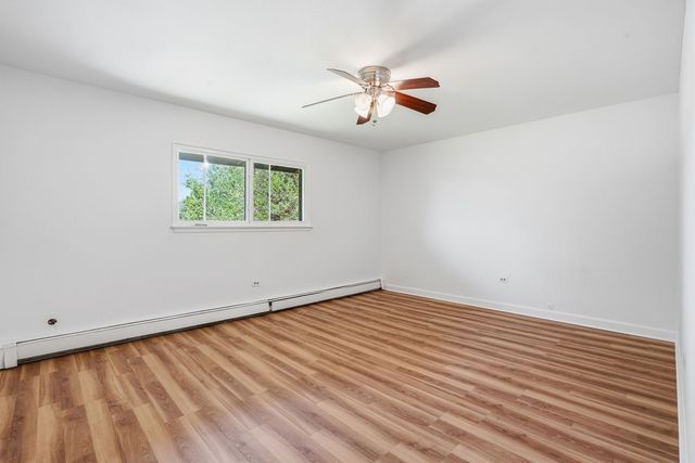 7413 Brookdale Drive 212, Darien, IL 60561